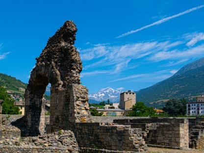 VIA FRANCIGENA: STAGE 1, AOSTA TO IVREA