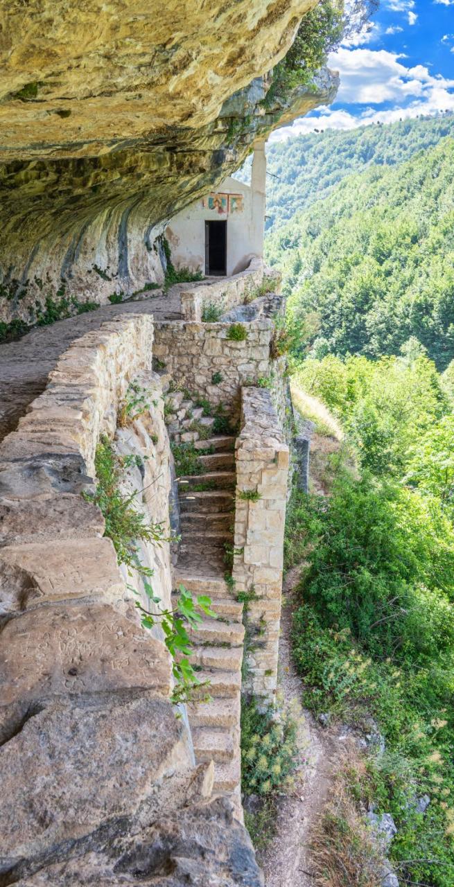 pacentro a town nestled in majella national park by night