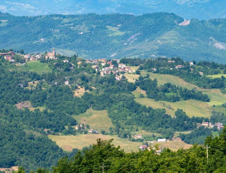 Rolling hills and rural villages along the Via degli Dei between Bologna and Florence