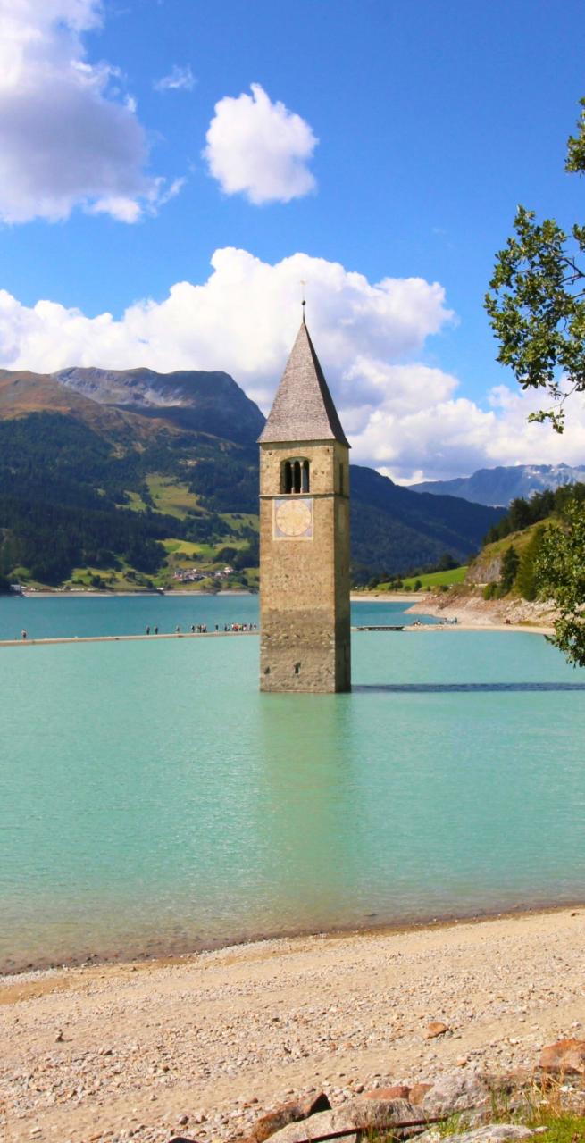 resia lake in alta via val venosta