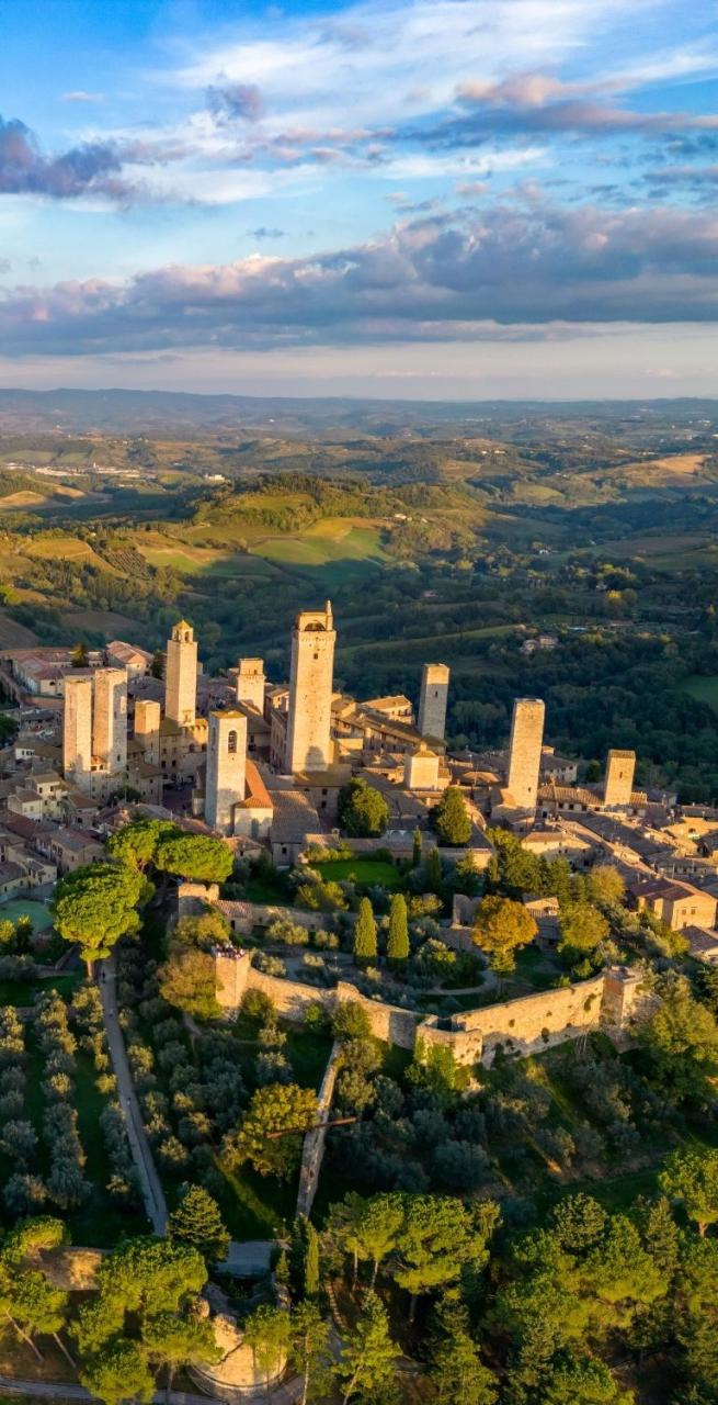 Siti UNESCO san gimignano skyline torri medievali
