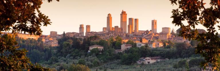 Siti UNESCO san gimignano skyline torri medievali