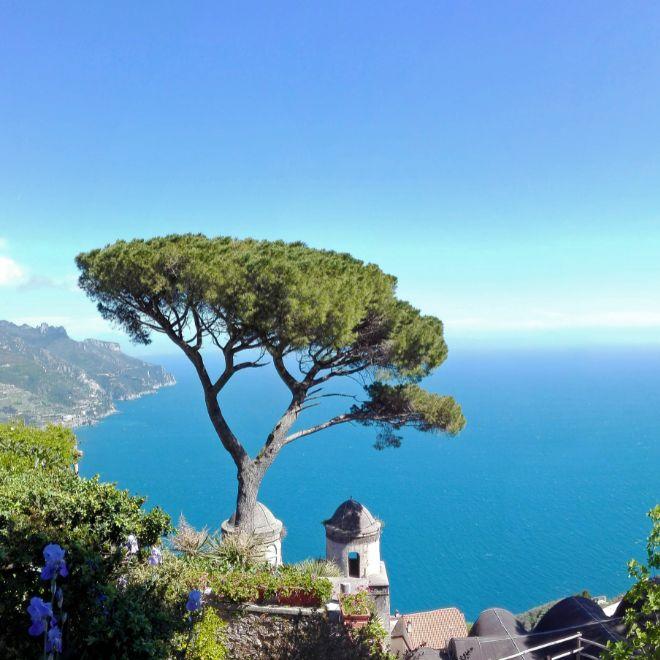 trekking siti unesco vista sul mare in costa amalfitana ravello